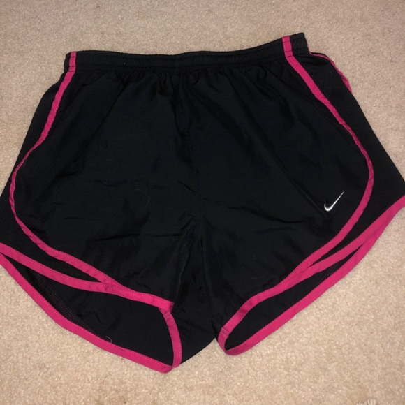 Nike Pants - NIKE TEMPO SHORTS